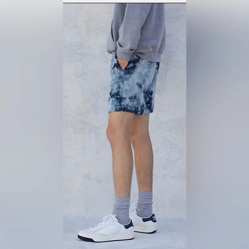 Pacsun tie dye corduroy shorts. Size medium - Picture 5 of 7
